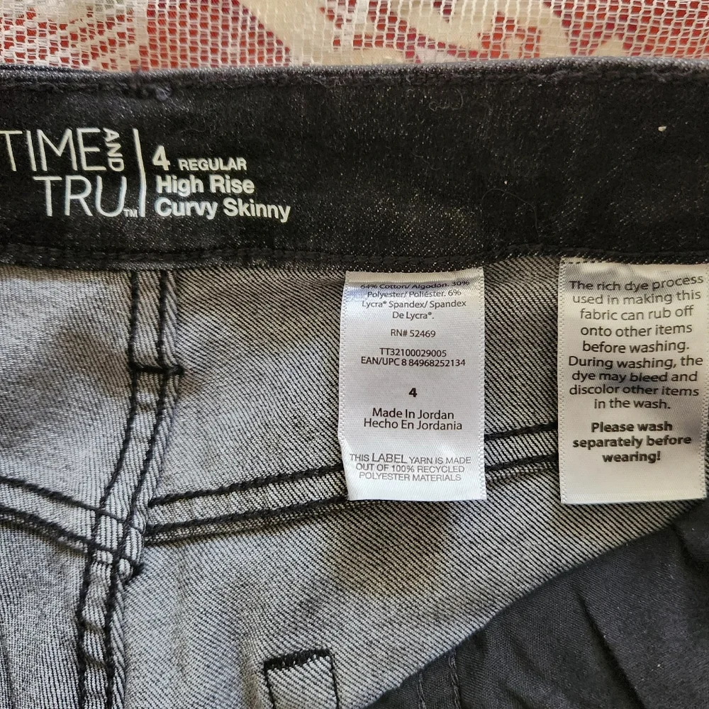🔥Time&True High Rise Curvy Skinny Womens Charcoal Denim Jeans Size 4/28 - Picture 3 of 9